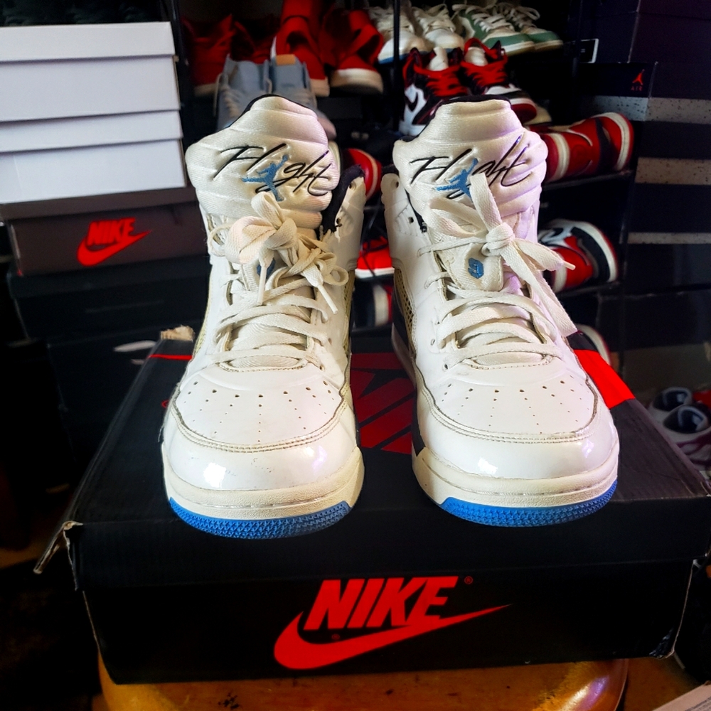 Air Jordan Flights (Low)
